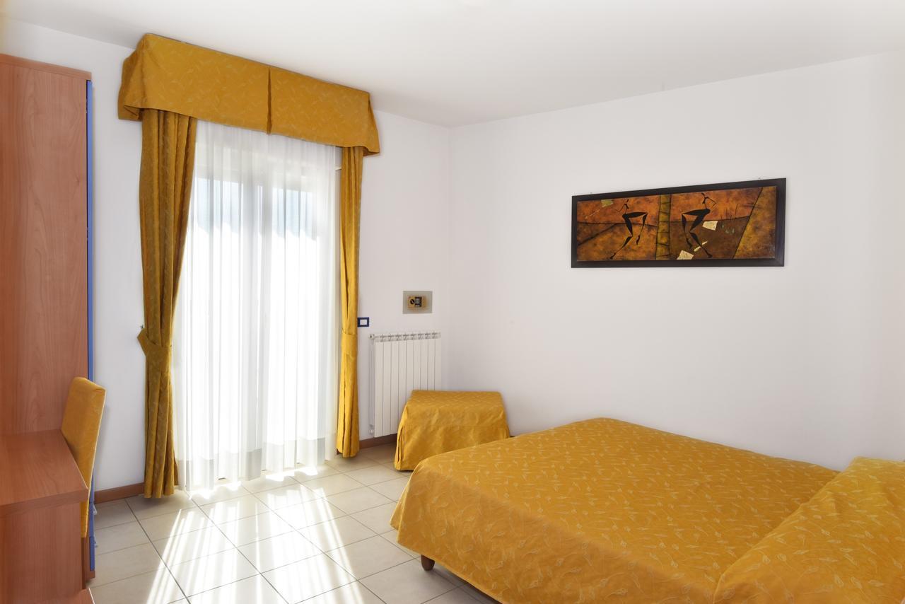 Hotel Villa Olga Caorle Eksteriør bilde