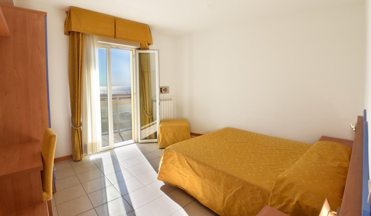 Hotel Villa Olga Caorle Eksteriør bilde