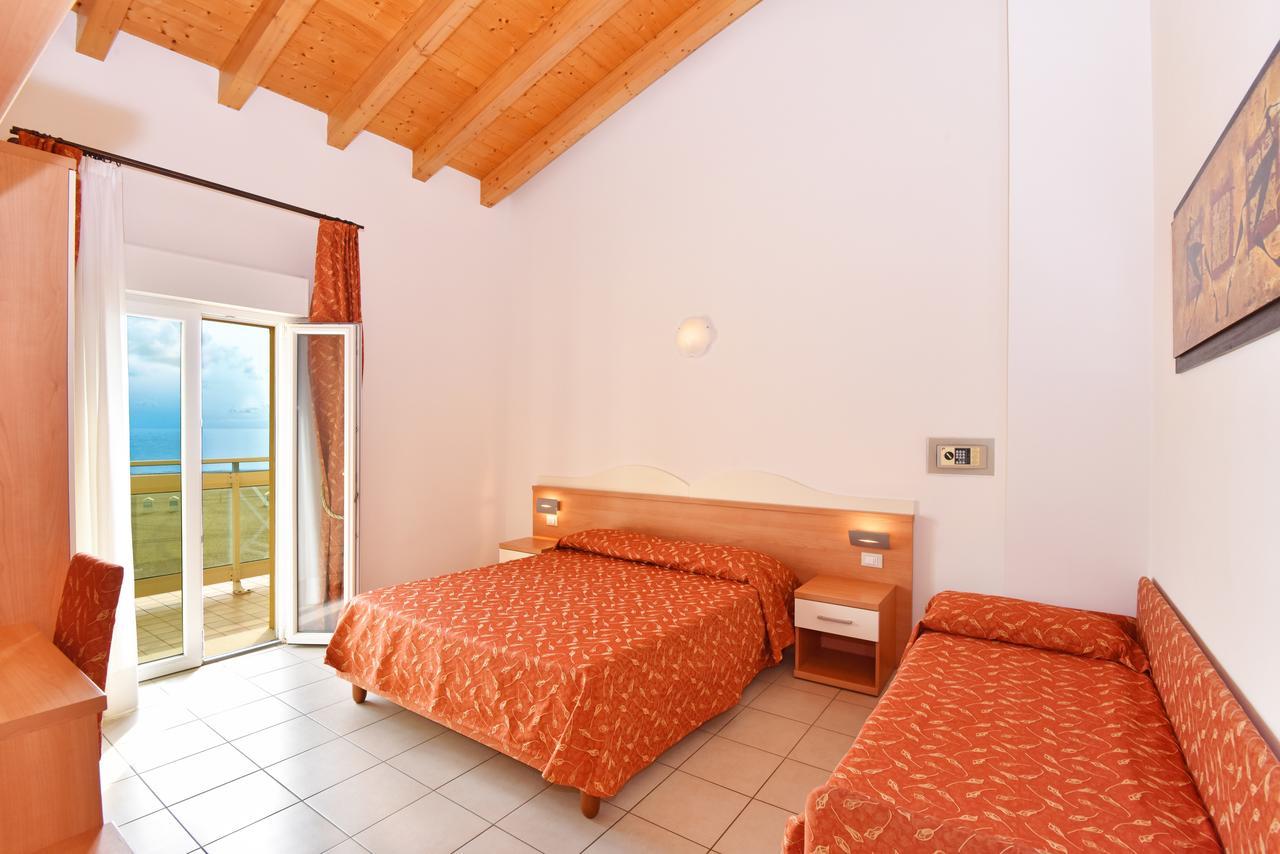 Hotel Villa Olga Caorle Eksteriør bilde
