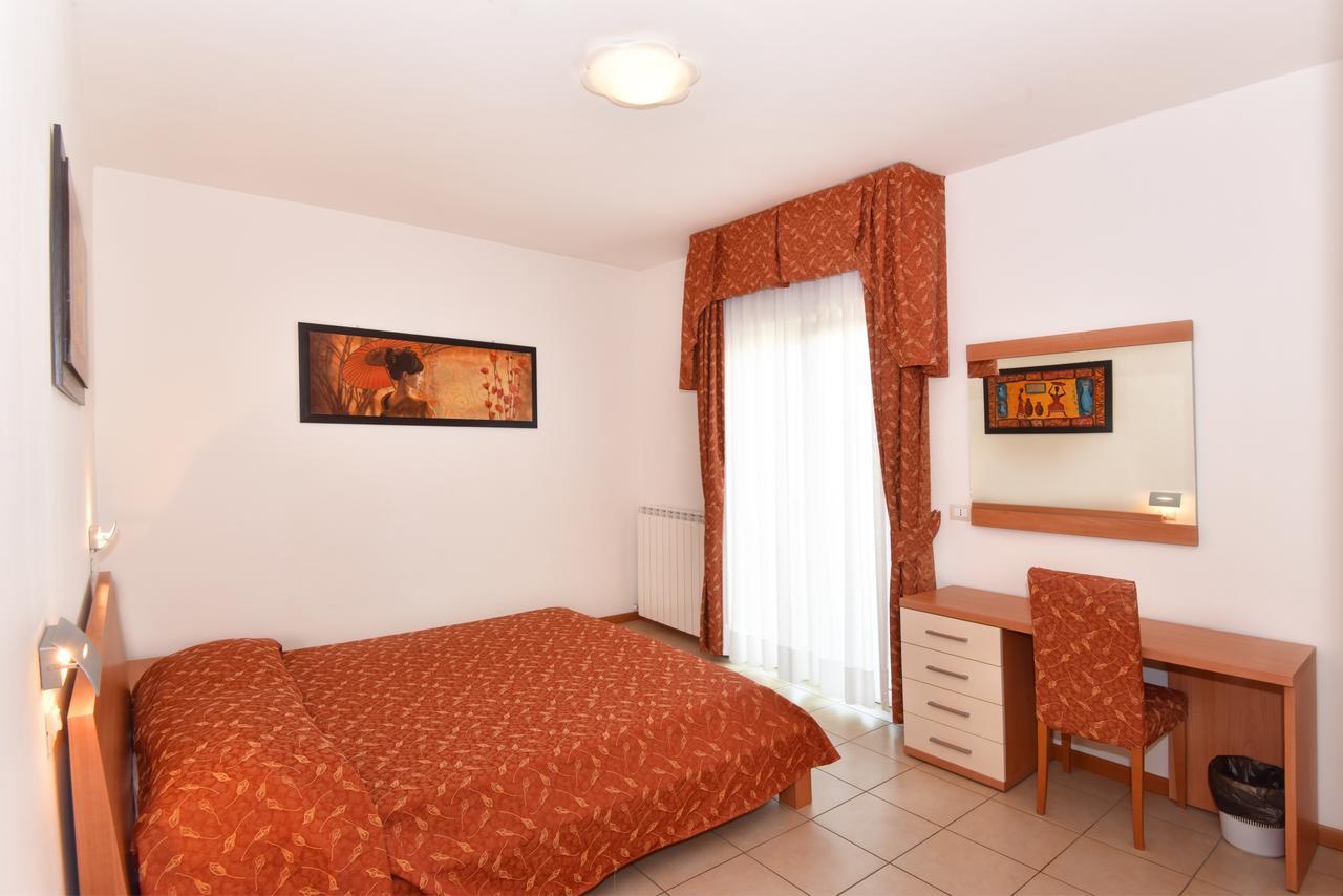 Hotel Villa Olga Caorle Eksteriør bilde