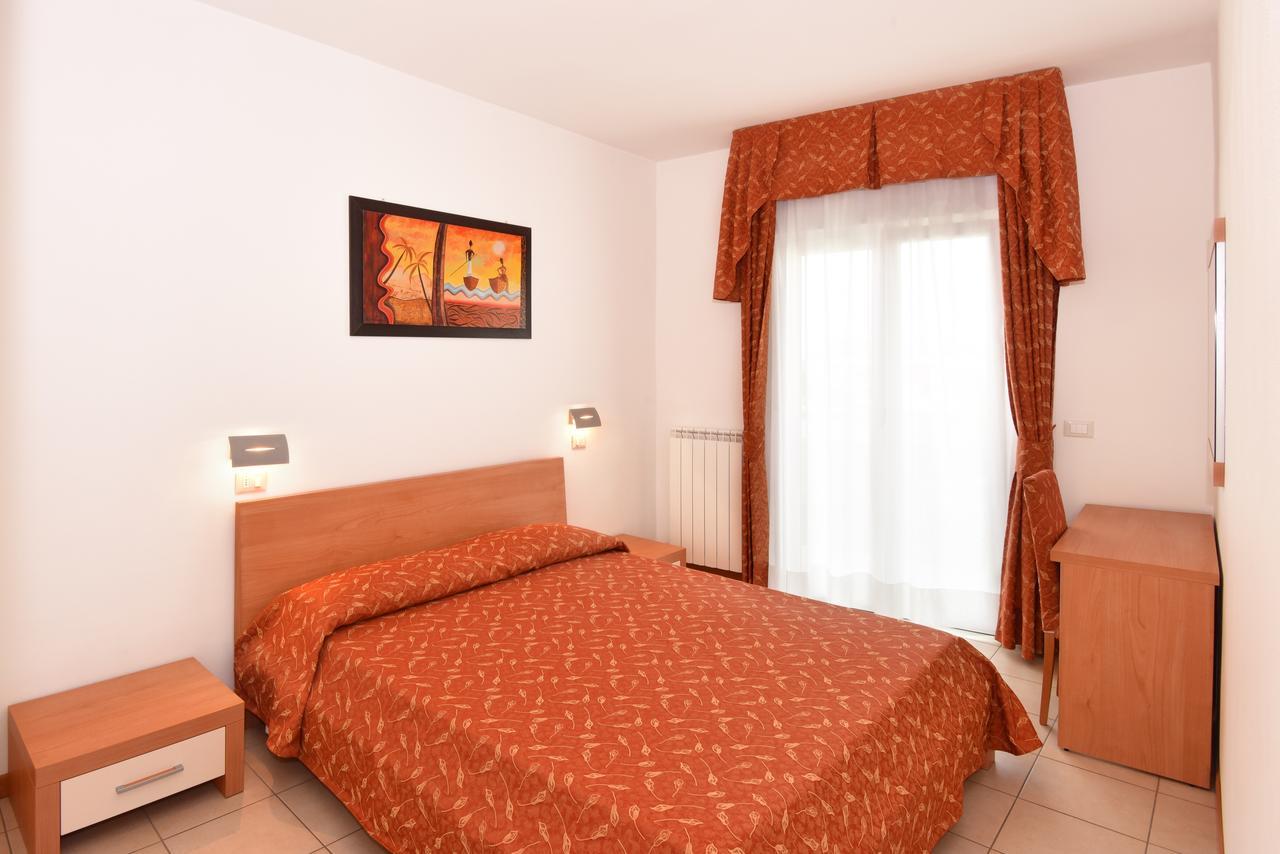 Hotel Villa Olga Caorle Eksteriør bilde