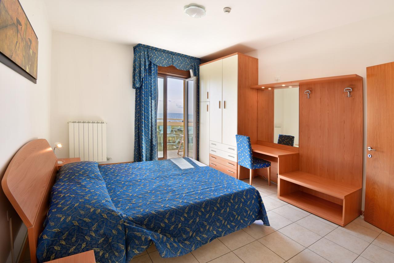 Hotel Villa Olga Caorle Eksteriør bilde